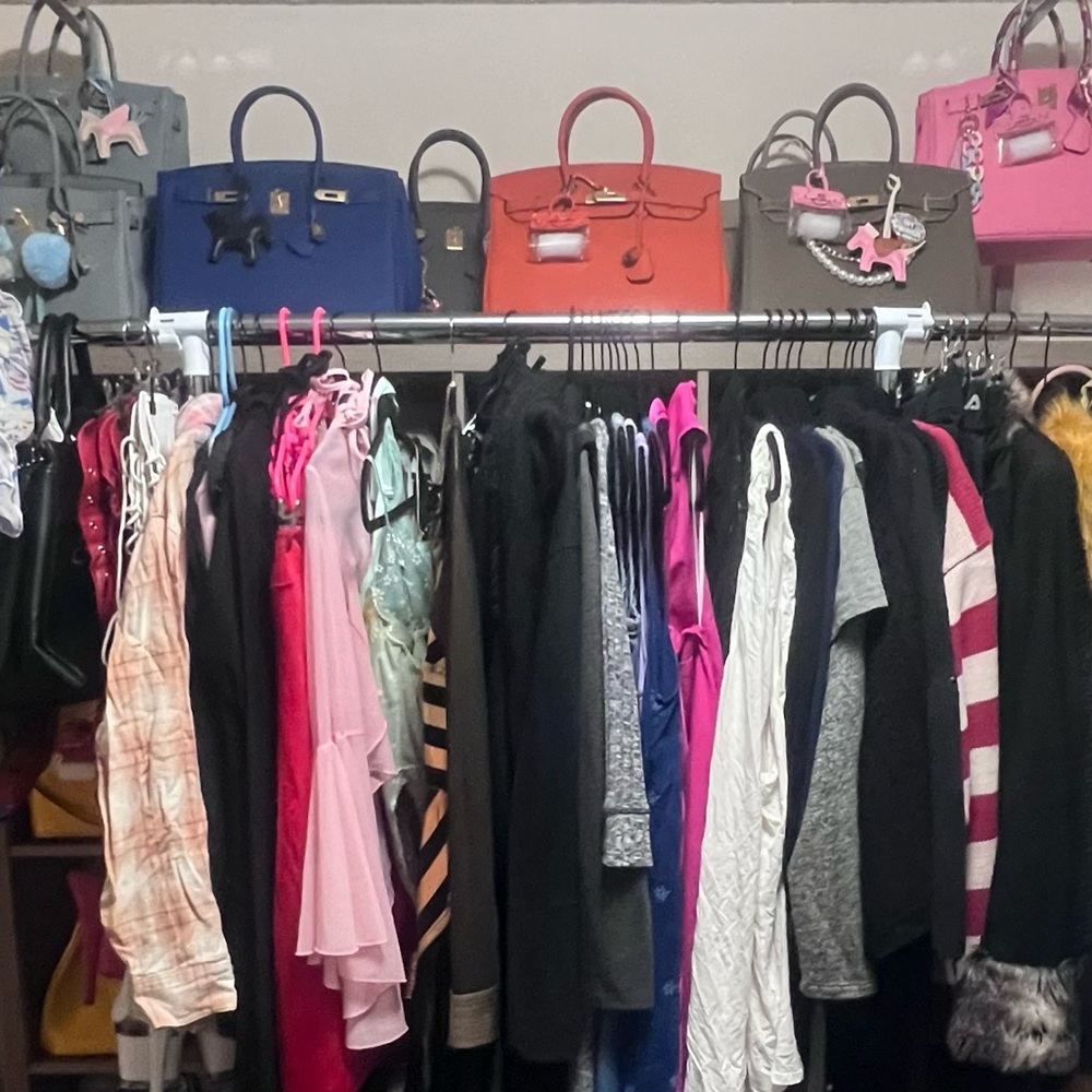 $5 Starts ✨ Live Sale Listing ✨ Item on Screen